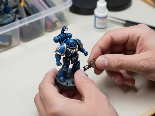 Как хранить миниатюры Warhammer 40K: магниты, коробки и системы