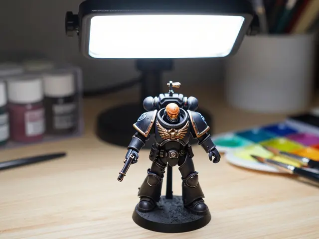 Организация рабочего стола моделиста Warhammer 40K: освещение и порядок