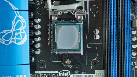 Как правильно наносить термопасту на процессор – метод Intel