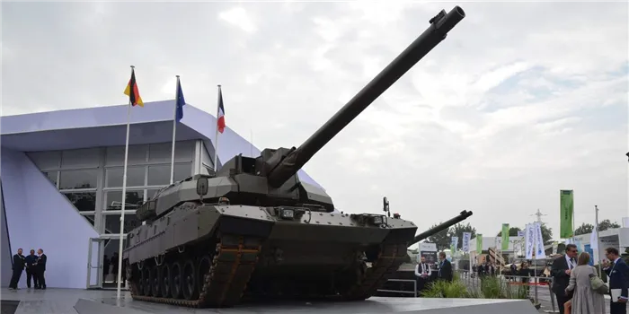 Гибридные танки Leopard и Leclerc